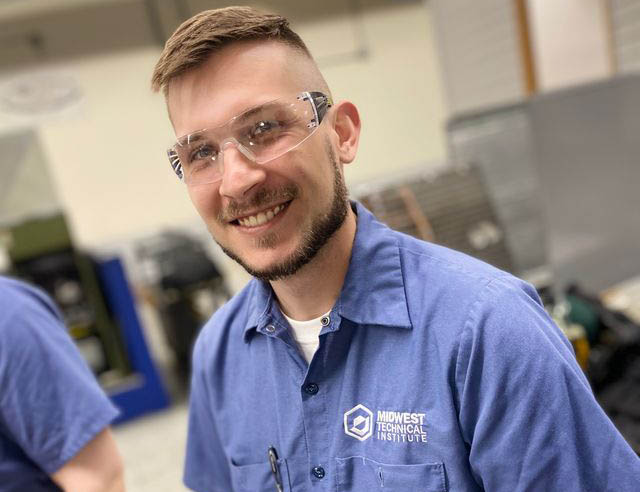 HVAC/R student smiling